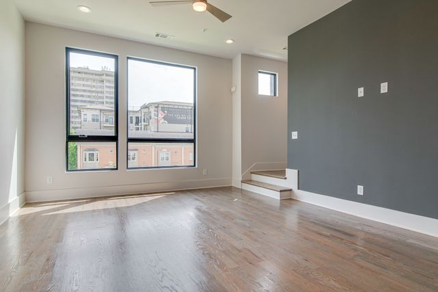 1654 19th Ave S Unit 15, Nashville, TN 37212