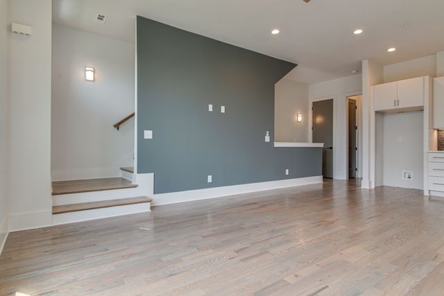 1654 19th Ave S Unit 15, Nashville, TN 37212