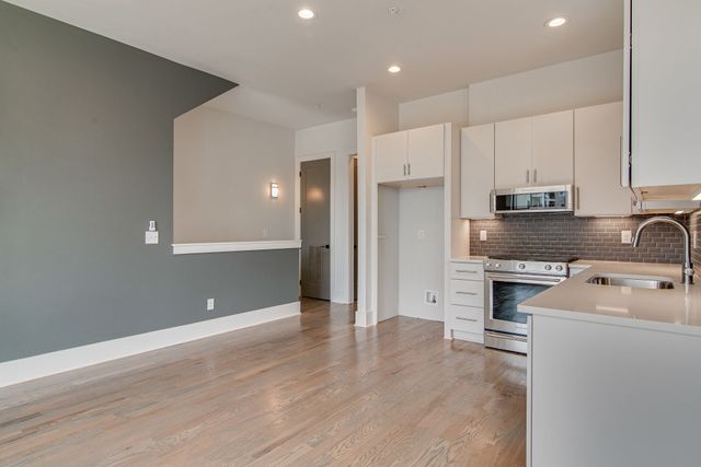 1654 19th Ave S Unit 15, Nashville, TN 37212