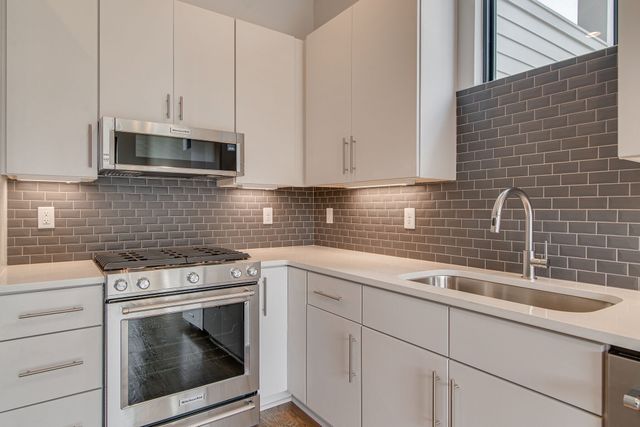 1654 19th Ave S Unit 15, Nashville, TN 37212
