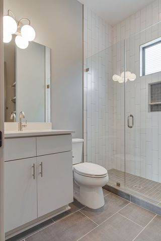 1654 19th Ave S Unit 15, Nashville, TN 37212