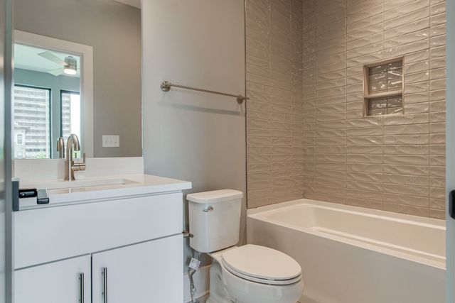 1654 19th Ave S Unit 15, Nashville, TN 37212