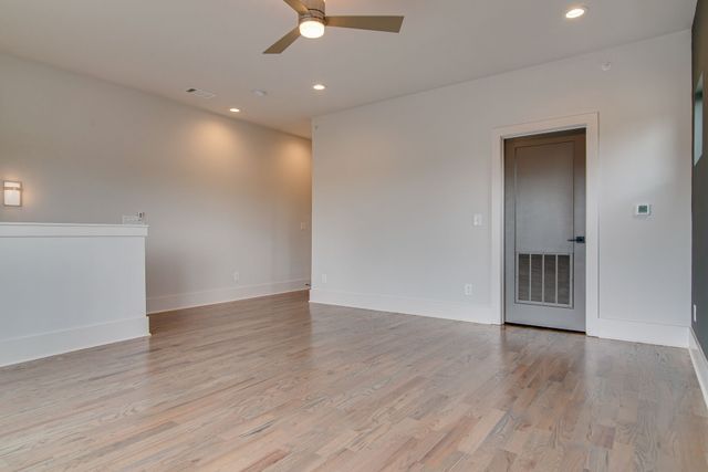 1654 19th Ave S Unit 15, Nashville, TN 37212
