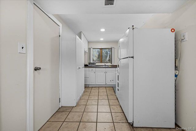 55 Patricia Avenue, Deer Park, NY 11729