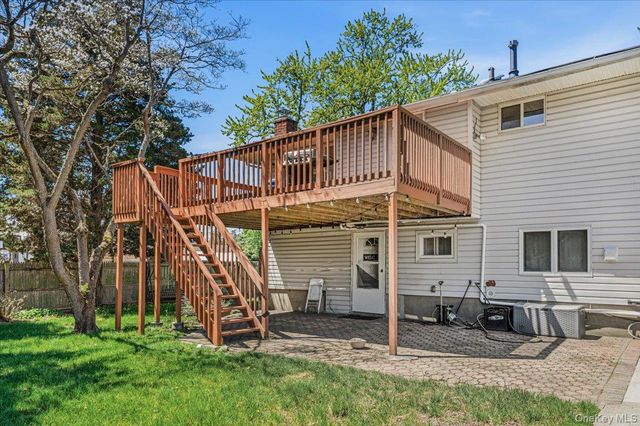 55 Patricia Avenue, Deer Park, NY 11729