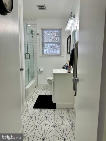 6305 HILLVIEW AVE, Alexandria, VA 22310