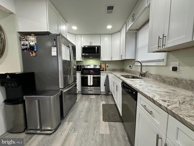 6305 HILLVIEW AVE, Alexandria, VA 22310