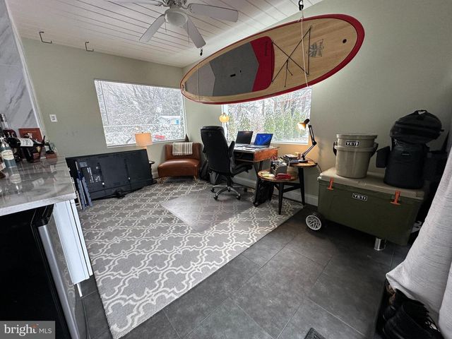 6305 HILLVIEW AVE, Alexandria, VA 22310