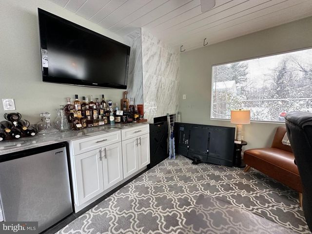 6305 HILLVIEW AVE, Alexandria, VA 22310