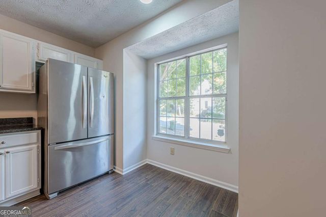 6614 Meadow Green Circle, Peachtree Corners, GA 30092