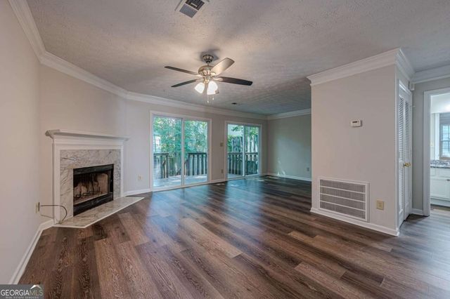 6614 Meadow Green Circle, Peachtree Corners, GA 30092