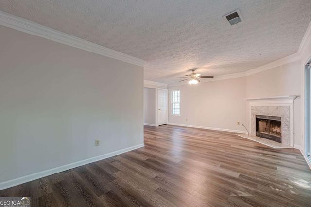 6614 Meadow Green Circle, Peachtree Corners, GA 30092