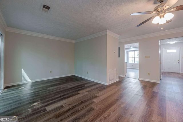 6614 Meadow Green Circle, Peachtree Corners, GA 30092