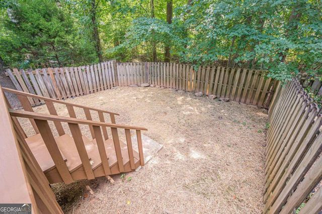 6614 Meadow Green Circle, Peachtree Corners, GA 30092