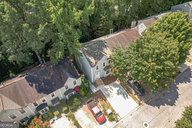 6614 Meadow Green Circle, Peachtree Corners, GA 30092