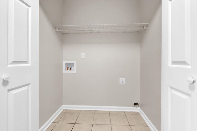 7279 SCHILLING CV E, Memphis, TN 38125