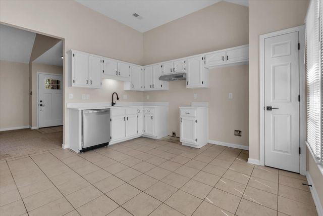 7279 SCHILLING CV E, Memphis, TN 38125