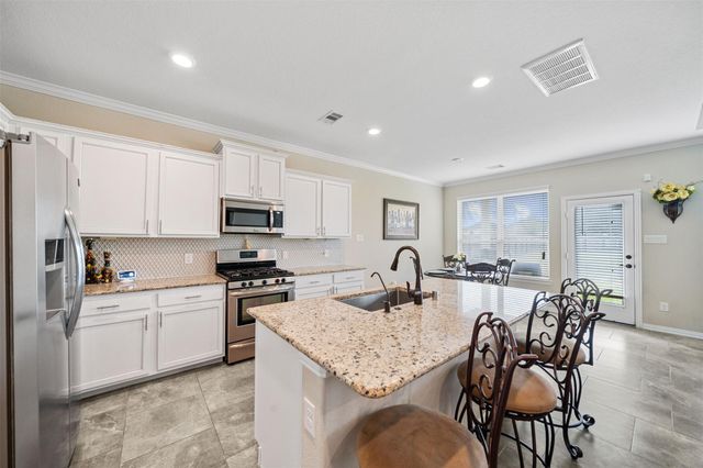 6548 Dream Catcher Lane, Dickinson, TX 77539