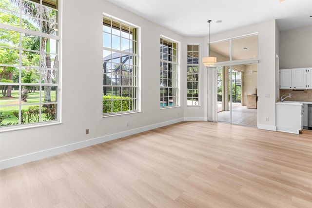 9408 Meadowood Drive, Fort Pierce, FL 34951