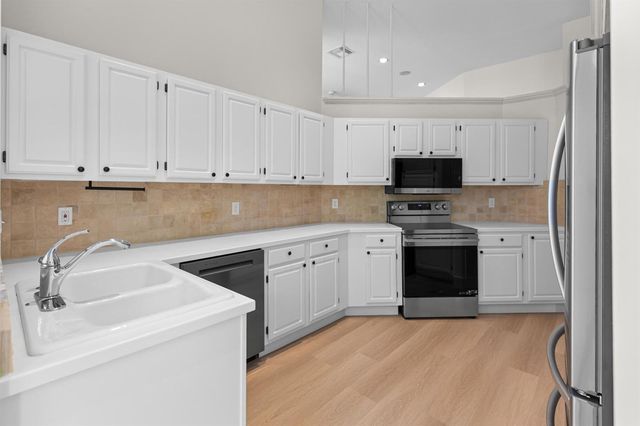 9408 Meadowood Drive, Fort Pierce, FL 34951