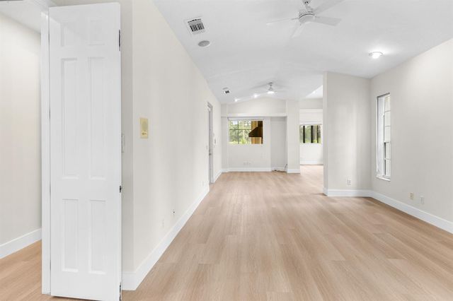 9408 Meadowood Drive, Fort Pierce, FL 34951