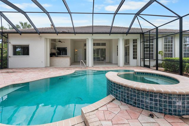 9408 Meadowood Drive, Fort Pierce, FL 34951