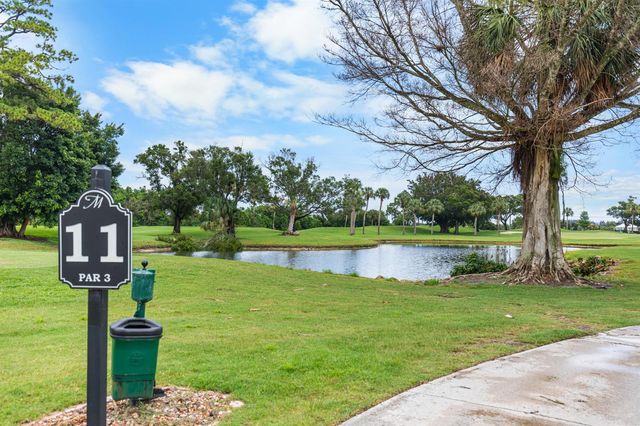 9408 Meadowood Drive, Fort Pierce, FL 34951