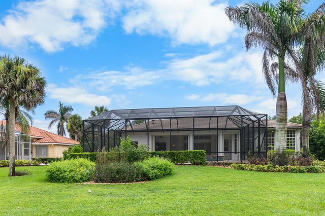 9408 Meadowood Drive, Fort Pierce, FL 34951