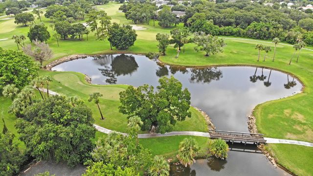 9408 Meadowood Drive, Fort Pierce, FL 34951
