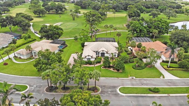 9408 Meadowood Drive, Fort Pierce, FL 34951