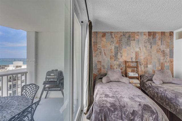5401 Collins Ave 813, Miami Beach, FL 33140