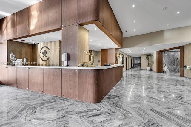 5401 Collins Ave 813, Miami Beach, FL 33140