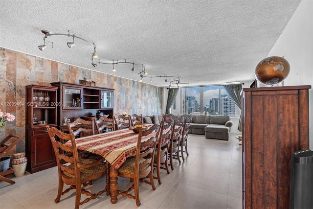 5401 Collins Ave 813, Miami Beach, FL 33140