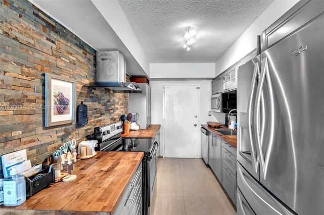 5401 Collins Ave 813, Miami Beach, FL 33140