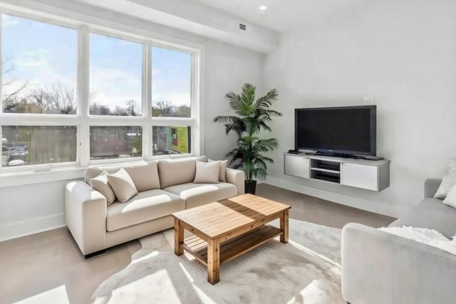 33-39 Ward St., Boston, MA 02127