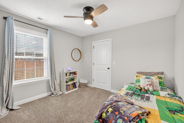 7930 Peridot Cir, Murfreesboro, TN 37127