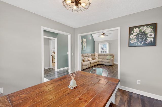 7930 Peridot Cir, Murfreesboro, TN 37127