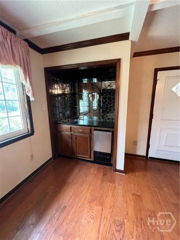 127 Pine Grove Drive, Savannah, GA 31419