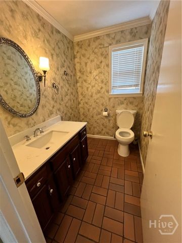 127 Pine Grove Drive, Savannah, GA 31419