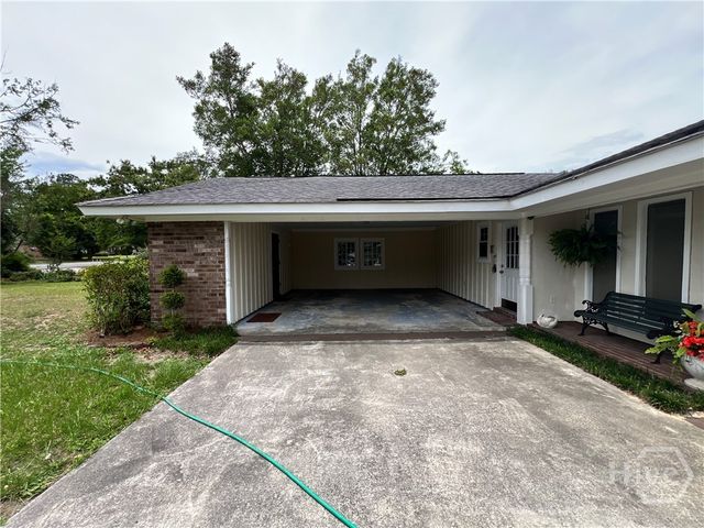 127 Pine Grove Drive, Savannah, GA 31419