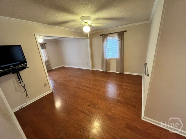 127 Pine Grove Drive, Savannah, GA 31419