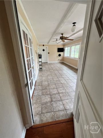 127 Pine Grove Drive, Savannah, GA 31419