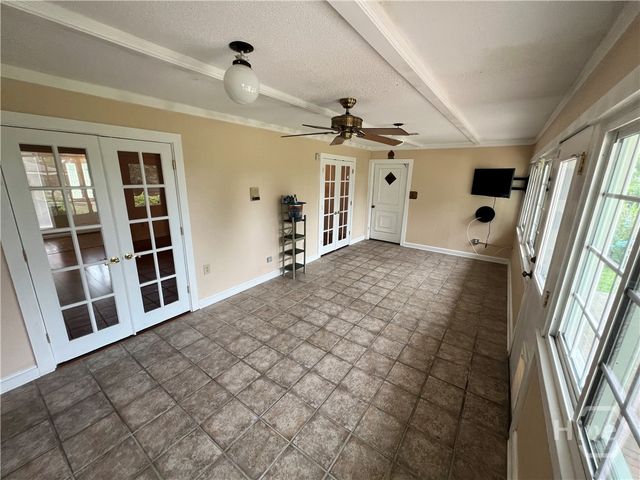 127 Pine Grove Drive, Savannah, GA 31419
