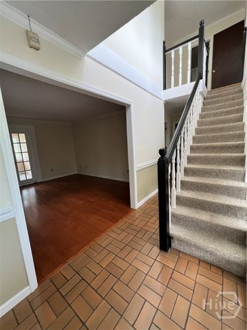 127 Pine Grove Drive, Savannah, GA 31419