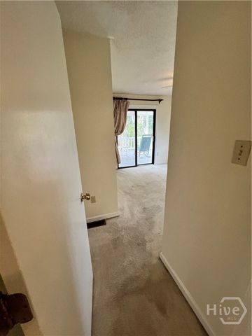 127 Pine Grove Drive, Savannah, GA 31419