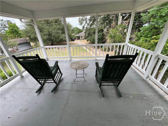 127 Pine Grove Drive, Savannah, GA 31419