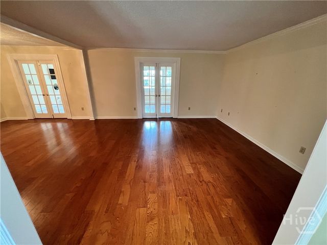 127 Pine Grove Drive, Savannah, GA 31419
