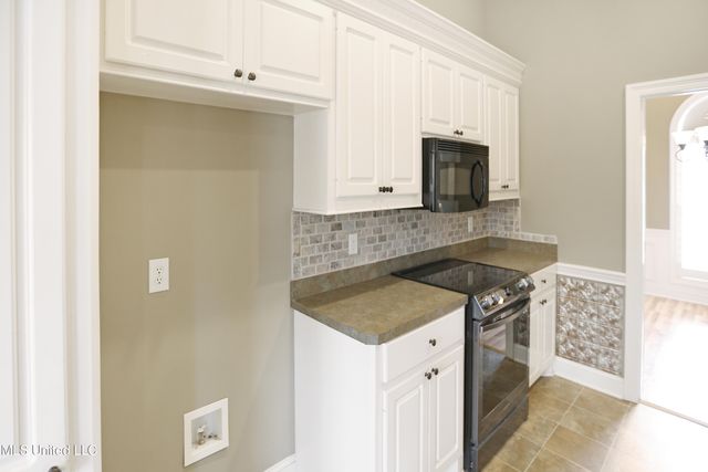 714 Clubhouse Drive, Pearl, MS 39208