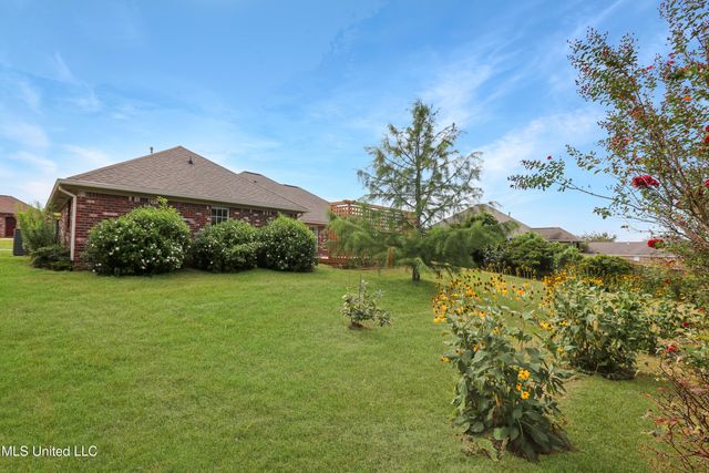 714 Clubhouse Drive, Pearl, MS 39208
