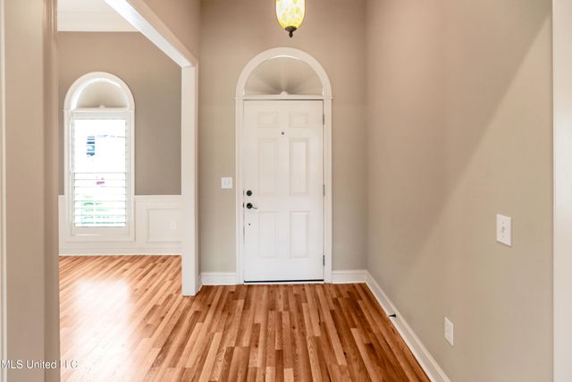 714 Clubhouse Drive, Pearl, MS 39208